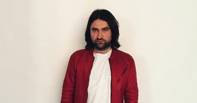 Популярний український телеведучий завершив свої стосунки з дружиною після 14 років спільного життя.