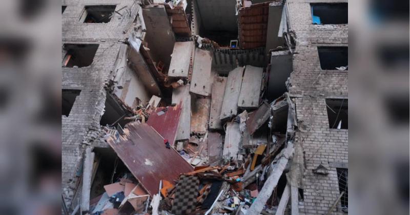 Російські війська завдали ударів по Україні, використовуючи дрони та ракети: вогонь охопив житлові будівлі, є жертви та постраждалі серед дітей (фото, відео)