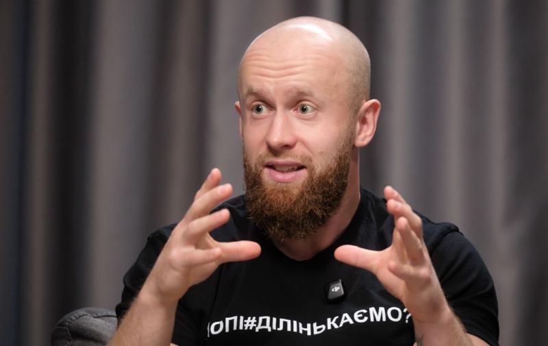 Віктор Мандзяк розповідає про втрату ваги, фізичні тренування, кардіонавантаження та біологічно активні добавки. Основні моменти з його емоційного інтерв'ю.