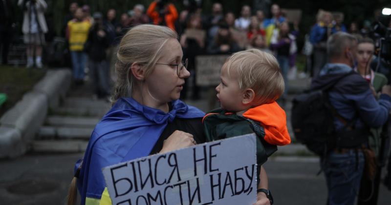 Європейська комісія підкреслила тиск, який чиниться на антикорупційні структури в Україні, у своєму звіті про процес розширення.