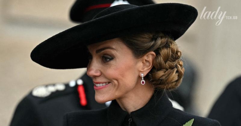 Це вражаюче та вишукано: ми вивчаємо новий стиль волосся принцеси Кейт.