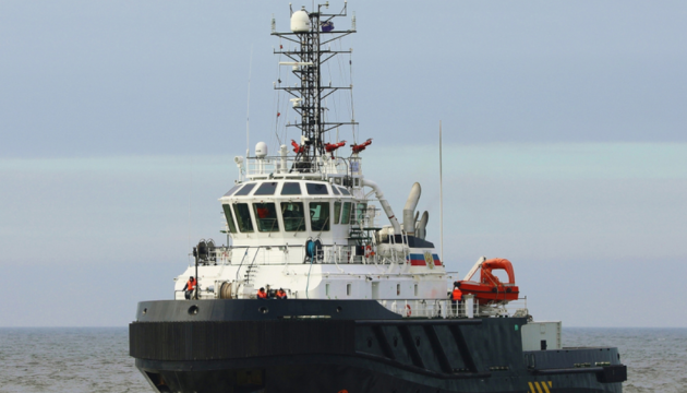 Військовий корабель Латвійського військово-морського флоту здійснив перехоплення російського буксира в Балтійському морі, який займався розвідкою підводних об'єктів, повідомляють ЗМІ.