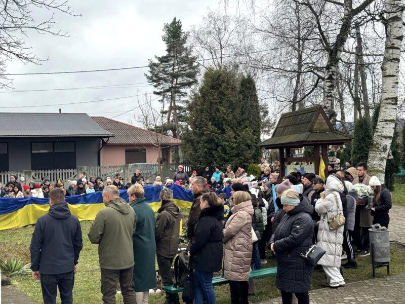 У Пістині встановили меморіальні таблиці на честь двох героїв (ФОТО)