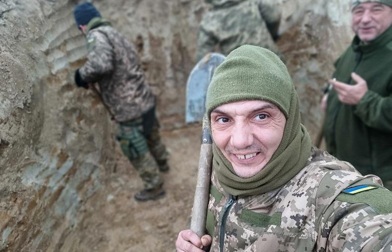 Батьківщина під загрозою: Відомі українські науковці закликають до відмови від некомпетентних популістських підходів.