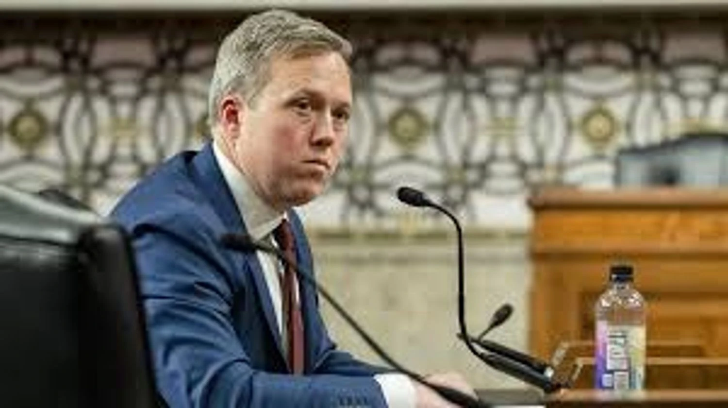 Гегсет усунув Дрісколла від участі в мирних переговорах стосовно України - The Telegraph | УНН.