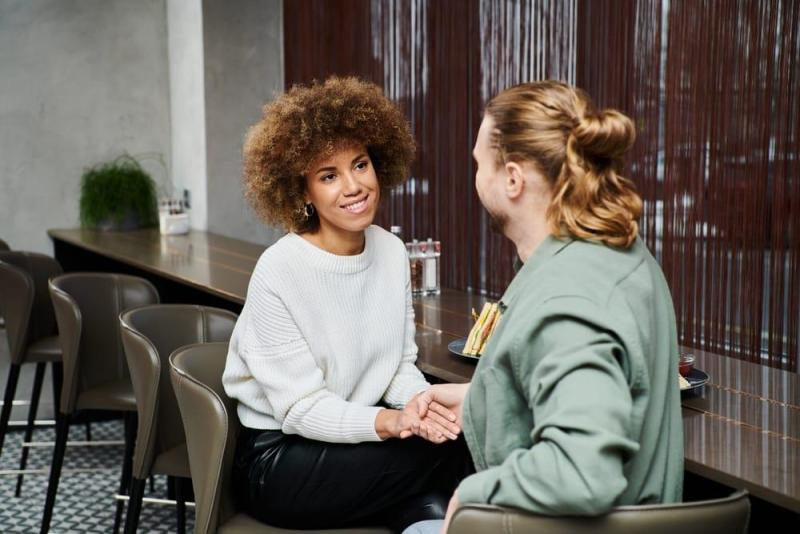 П'ять методів розуміння думок, які сприятимуть пізнанню людей.