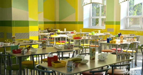 Три компанії, на основі пропозицій яких Комітет з організації постачання сформував ціну на кейтеринг для навчальних закладів Миколаєва, мали зв'язок з депутаткою Ременніковою.