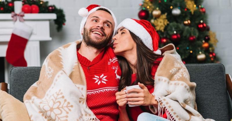 Які три знаки зодіаку повинні віддати перевагу домашньому затишку в новорічну ніч, щоб уникнути розчарувань?