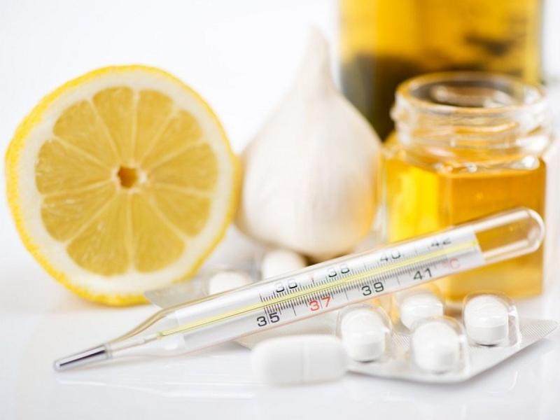 Їжа як зброя проти вірусів: які харчові продукти допомагають боротися з застудою