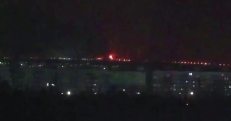 Влучення зафіксовано: Оборонні сили здійснили атаку на нафтобазу Росії та об'єкти управління безпілотниками — деталі події.