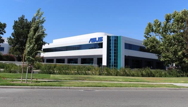 Asus припинив випуск нових смартфонів.