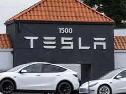 Tesla інвестує додаткові $20 мільярдів у розвиток штучного інтелекту.