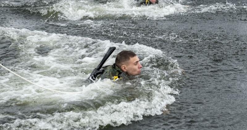Російські війська перетнули замерзлі води Сіверського Дінця і вдерлися до міста — українські військові оперативно відреагували на ситуацію.