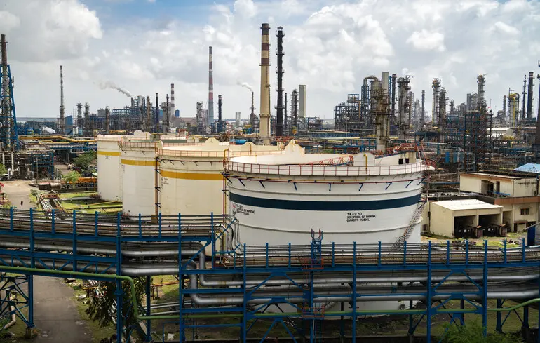 Індія планує підвищити обсяги імпорту нафти з США та Венесуели, повідомляють джерела ЗМІ.