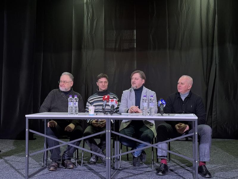 У Палаці Потоцьких створили затишну сцену для театральної трупи IF DRACO.