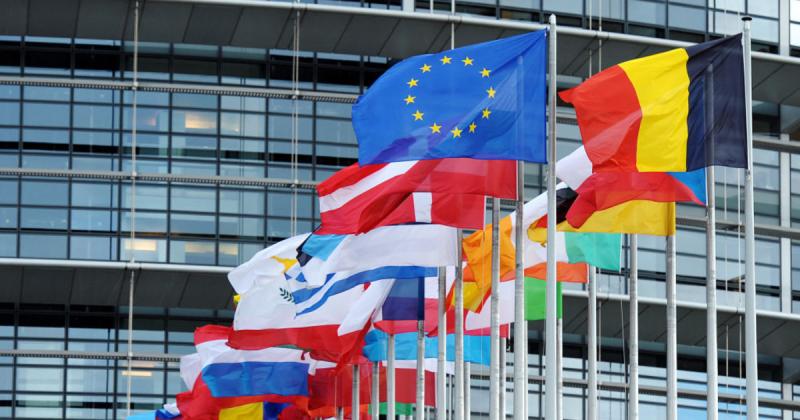 Європейський Союз працює над 20-м пакетом санкцій щодо Росії, проте п'ять країн висловили незгоду з деякими заходами - Новини bigmir)net.