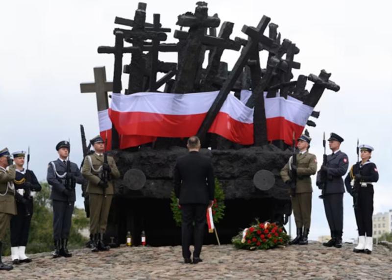 Претензії щодо окупації: Польща формулює вимоги до Російської Федерації.