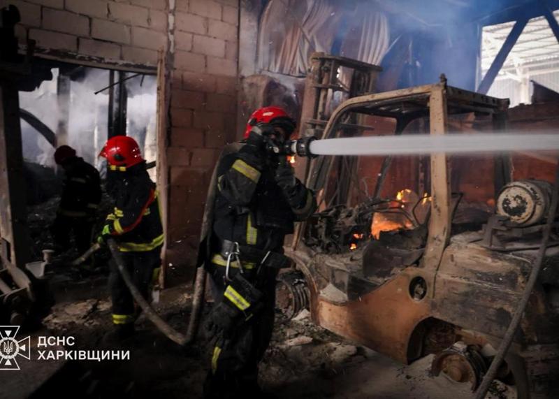 Російські війська атакували підприємство в Харківській області: є загиблий та кілька постраждалих.