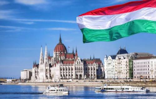 В Орбана створюють умови для тривалого затримання викрадених коштів та активів Ощадбанку.