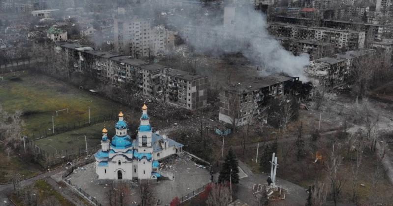 З початку доби на фронтовій лінії відбулося більше ста зіткнень, повідомляє Генеральний штаб Збройних сил України.