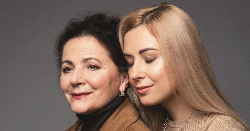 Дочка Ніни Матвієнко поділилася правдою про онкологію матері і про те, як справлялася з болем після її втрати: 