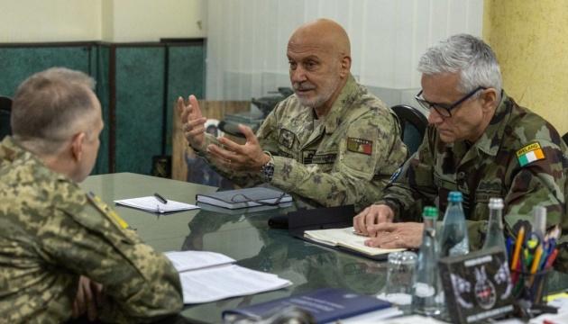 Сирський провів зустріч з керівниками військових комітетів НАТО та ЄС, під час якої обговорив нагальні потреби Сил оборони.